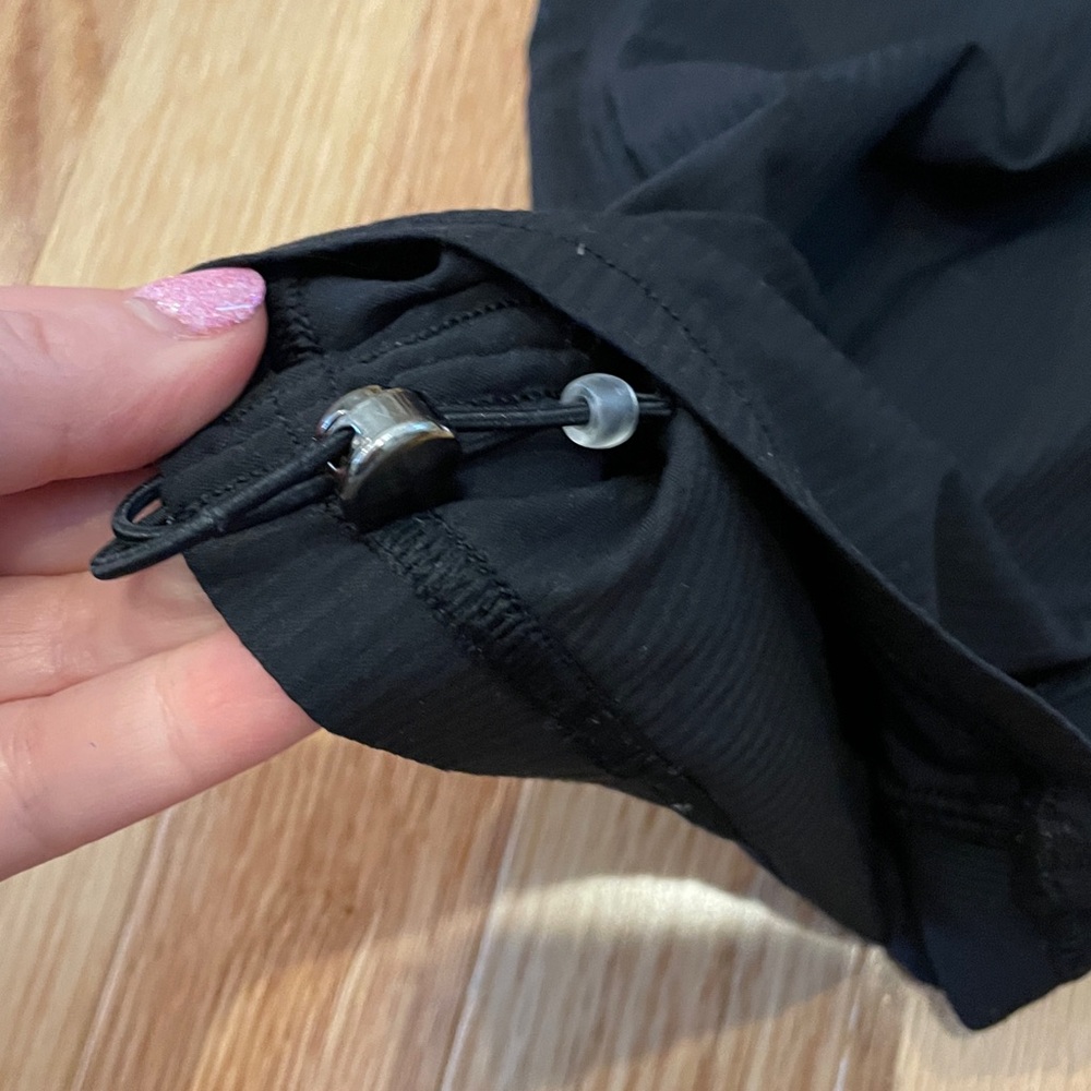 Lululemon Athletica Dance Studio Mid Rise Cropped Pant - Picture 8 of 16